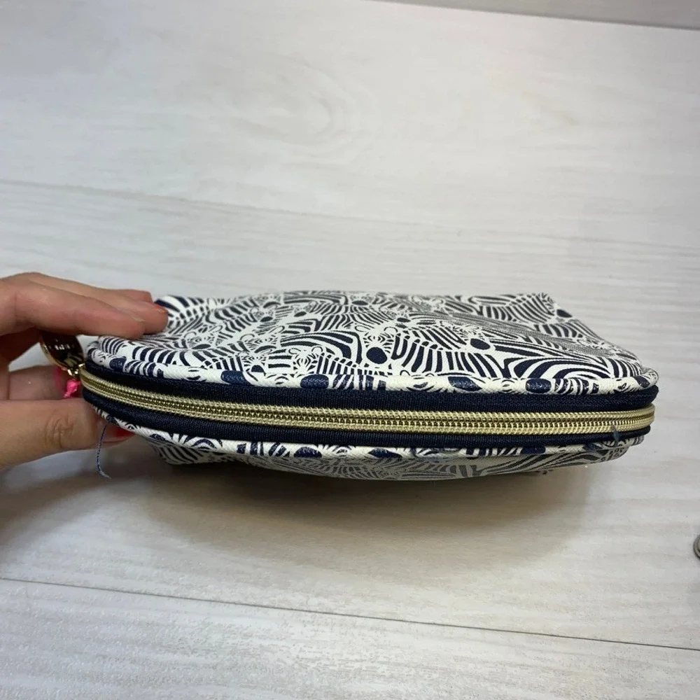 Dabney Lee Womens OS Cosmetic Bag Zebra Print‎ Navy Blue Travel Makeup Pouch NWT